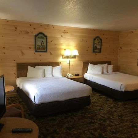 Great Mackinaw Beachfront Hotel Mackinaw City Exteriér fotografie